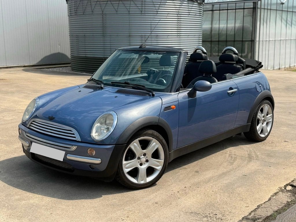Mini Cooper Cabrio 12/2004 - 115PK Airco Leder Gekeurd, Voorwielaandrijving, 4 zetels, Zwart, Cabriolet