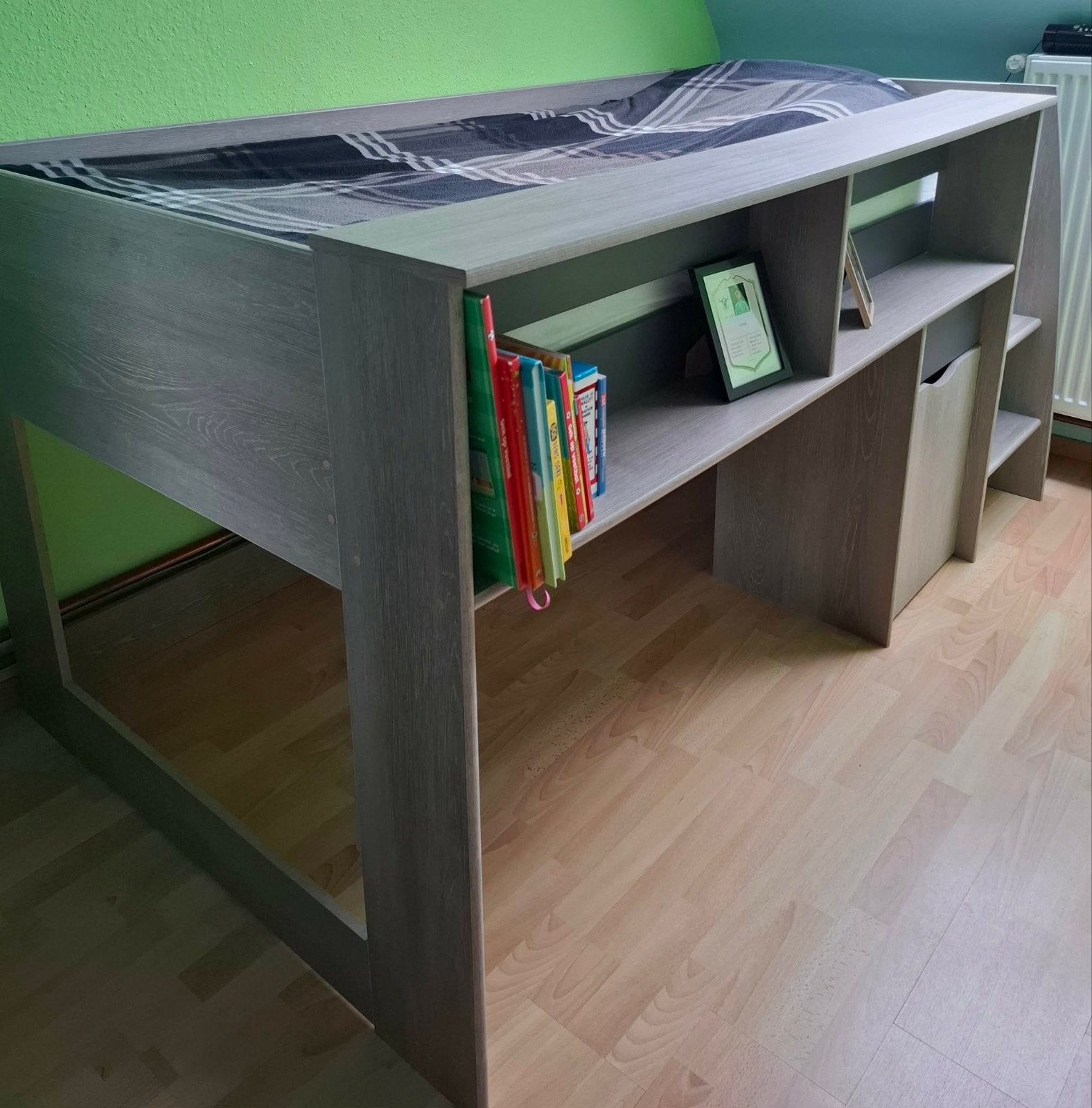 Halfhoogslaper met bijpassend bureau, Kinderen en Baby's, Kinderkamer | Stapelbedden en Hoogslapers, Ophalen, Halfhoogslaper