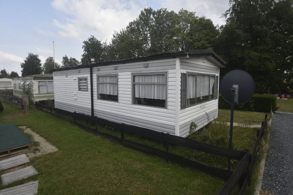Staancaravan in bastonge, Jusqu'à 2