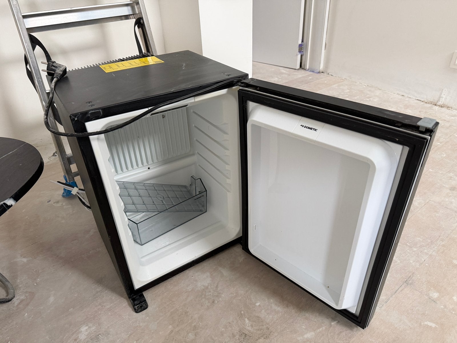 Kleine frigo, Ophalen