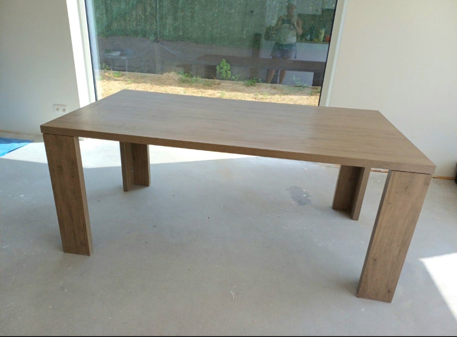 Mooie bruine robuuste tafel, Ophalen