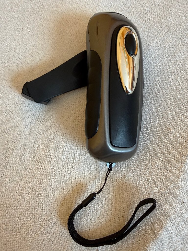 dynamo zaklamp, Ophalen of Verzenden, Zo goed als nieuw