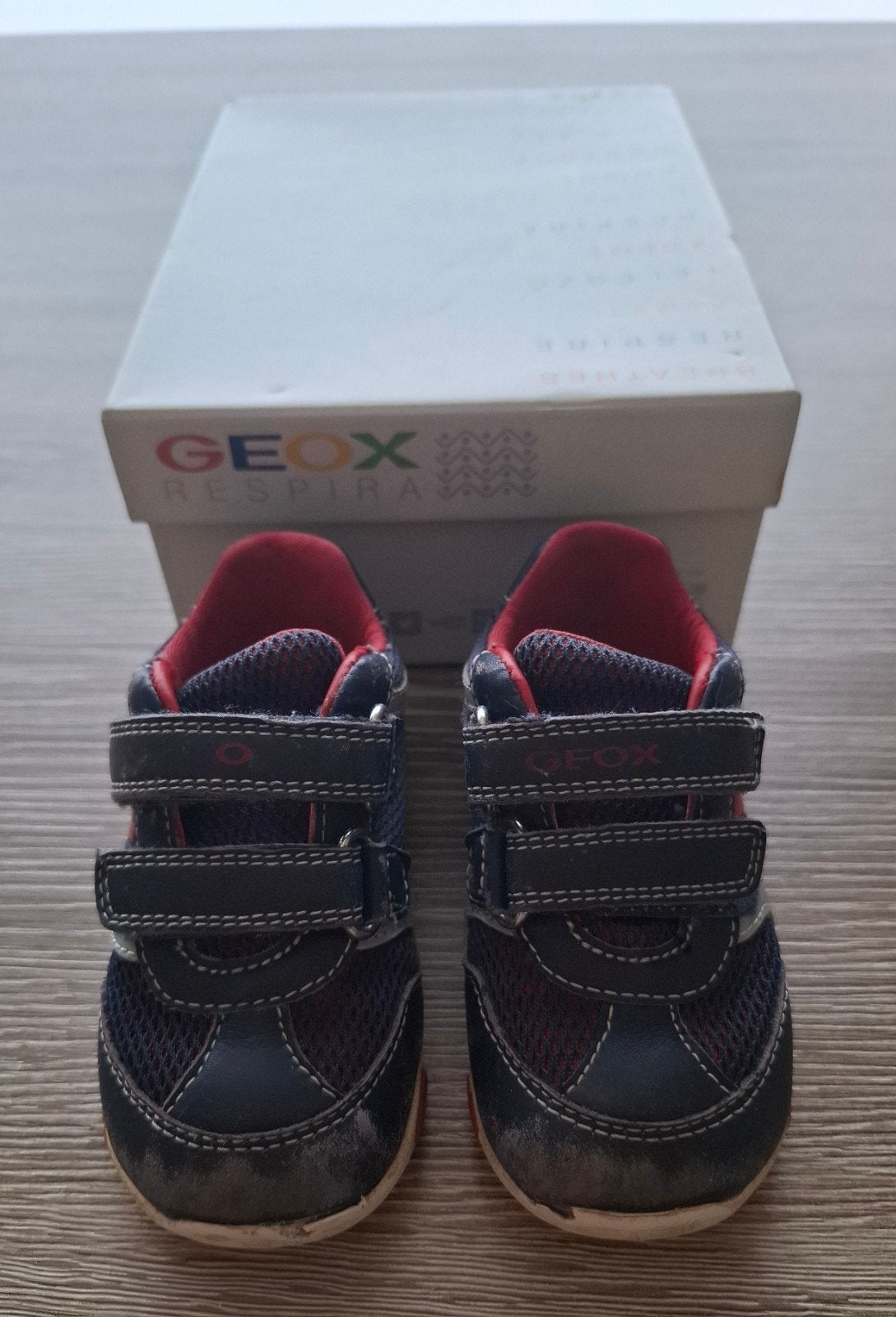 Geox sneakers maat 20 – met originele doos, Kinderen en Baby's, Babykleding | Schoentjes en Sokjes, Ophalen