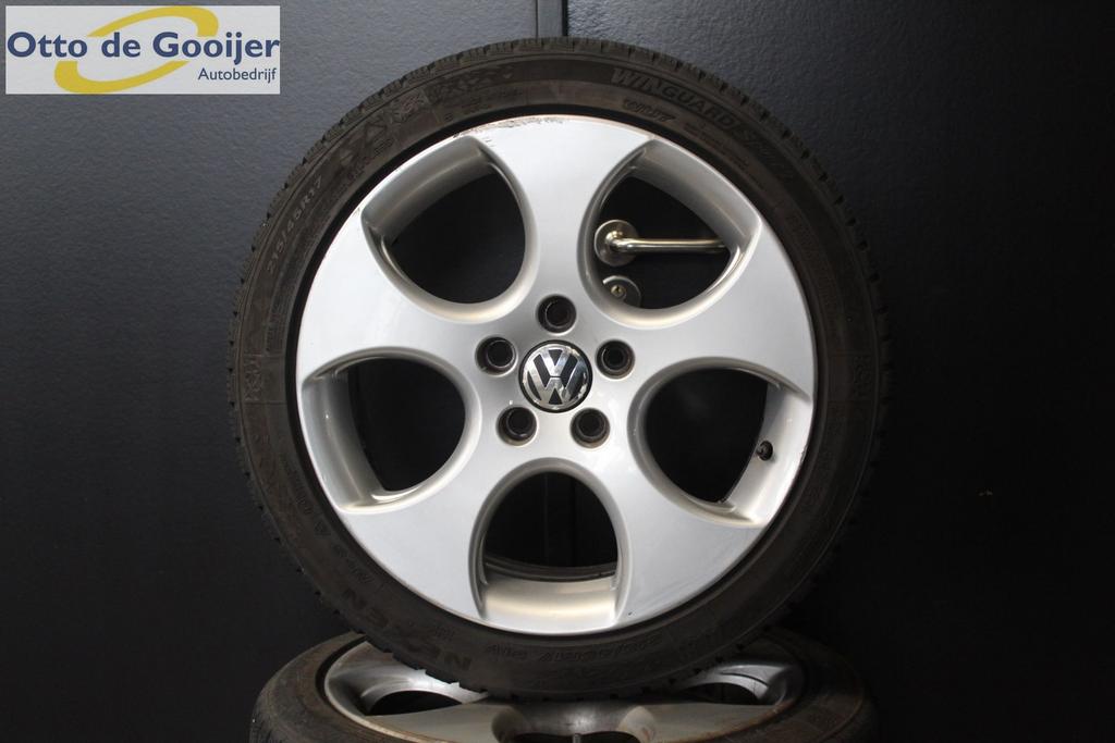 Originele Volkswagen Golf 5 6 7 GTI Velgen 17 Inch Winterban, Auto-onderdelen, Banden en Velgen, Banden en Velgen, Winterbanden