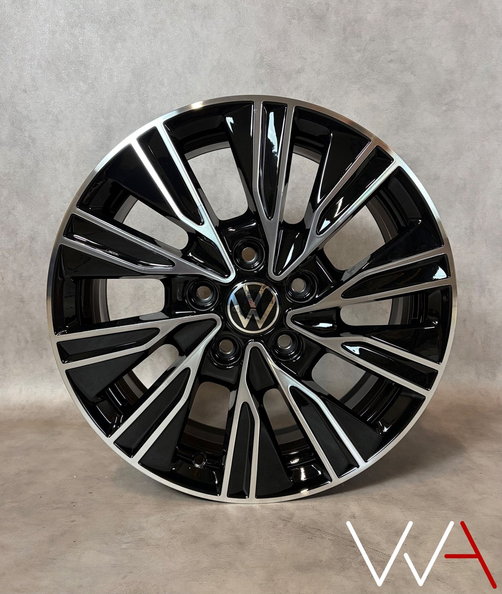 1x 17'' Volkswagen Multivan T7 Dundrod velg BTW 7T0601025D, Auto-onderdelen, Gebruikt, -, -, Banden en Velgen