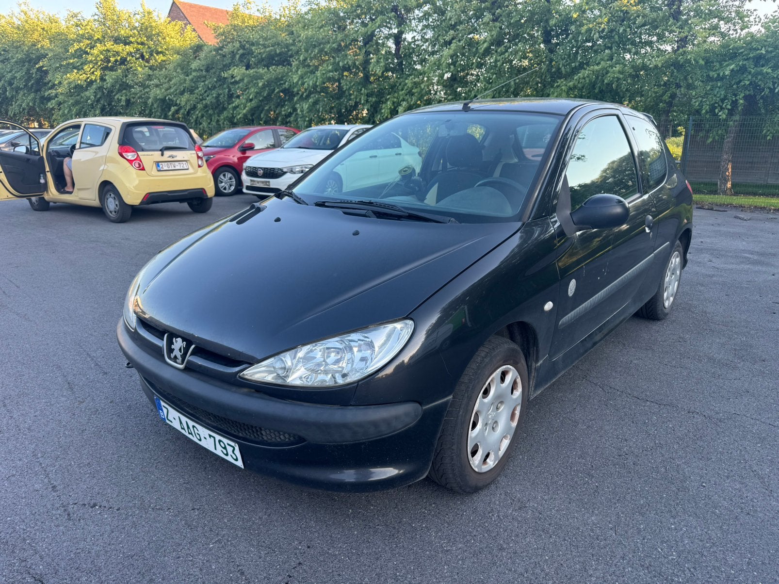 Peugeot 206 1.1 essence EURO4 210.000km / 12-2004, Autos, Peugeot, Achat, Boîte manuelle, Noir, 44 kW