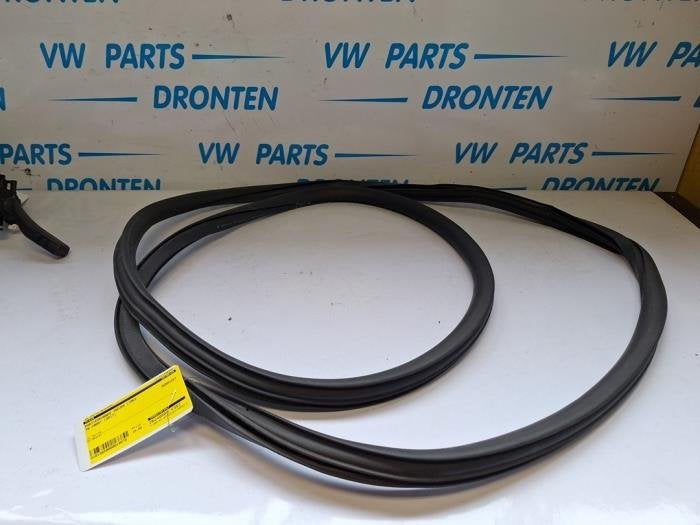 Portierrubber 2Deurs links van een Volkswagen Caddy, Gebruikt, -, Volkswagen, -