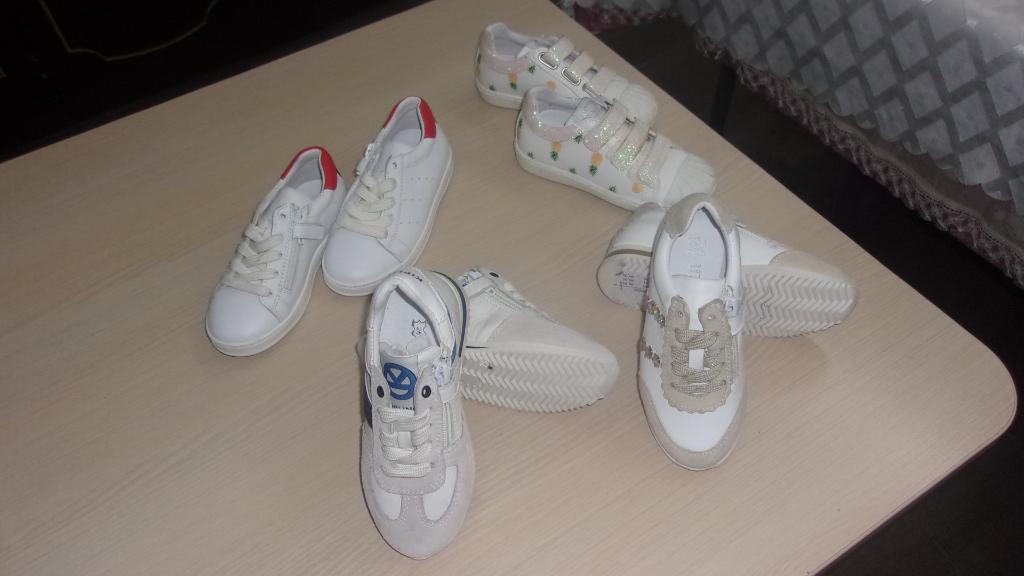 Chaussures/baskets de marque pour enfants, Neuf, Garçon ou Fille, Enlèvement ou Envoi, Cks