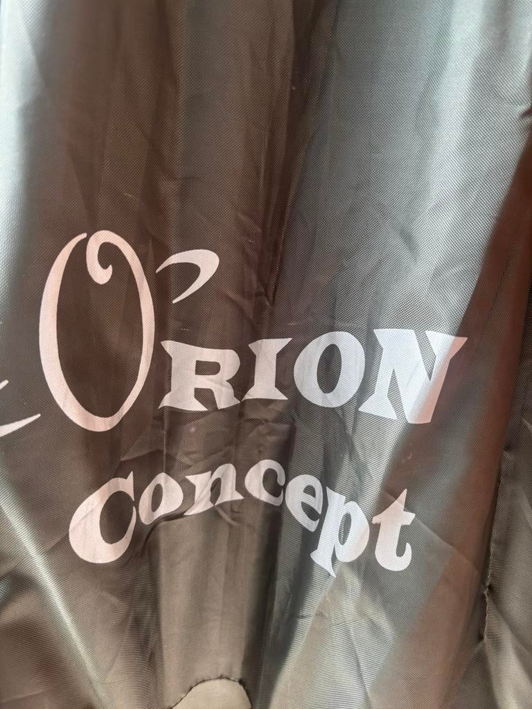 Orion concept parasol, Enlèvement, Comme neuf