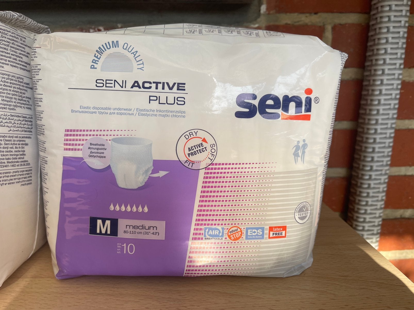 Lot de 25 couches adultes ( M ), Divers, Enlèvement, Comme neuf