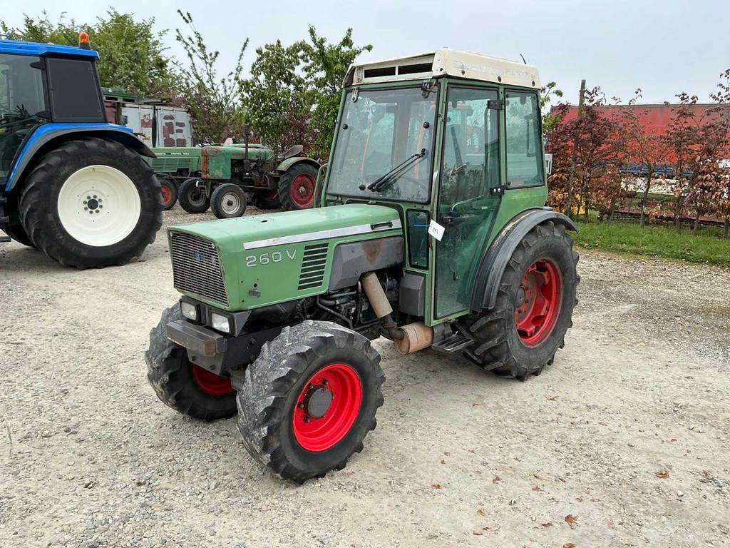 Fendt 260V Tractor, Zakelijke goederen, Landbouw | Tractoren, Gebruikt, Fendt