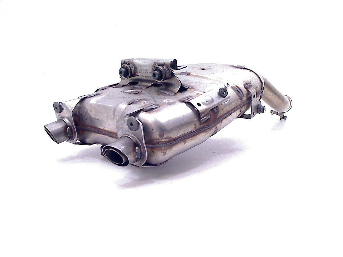 ÉCHAPPEMENT SILENCIEUX ORIGINAL OEM Yamaha, Dhr. S. di Majo, Utilisé, Info@cama-motorparts.nl, P.J. Troelstraweg 8 8
3144 CX  MAASSLUIS, NL