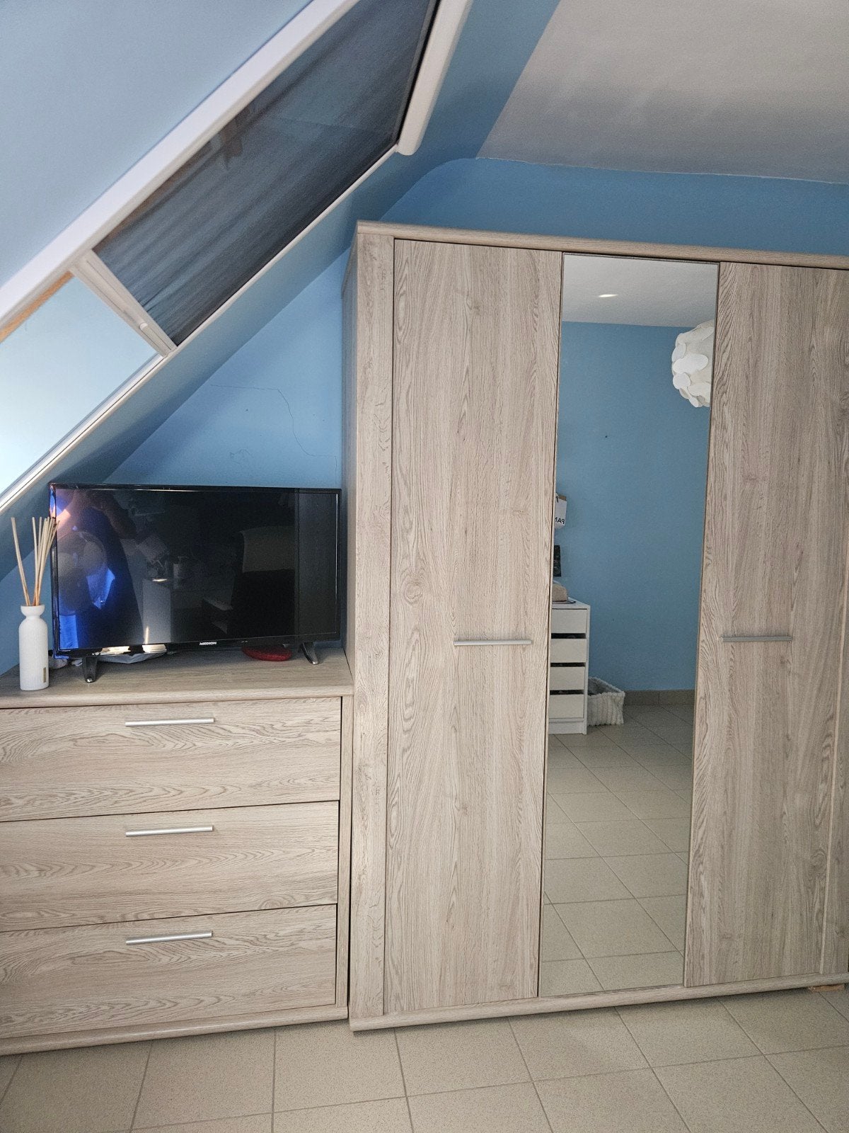 Kleerkast en commode, Huis en Inrichting, Kasten | Kleerkasten, Ophalen of Verzenden
