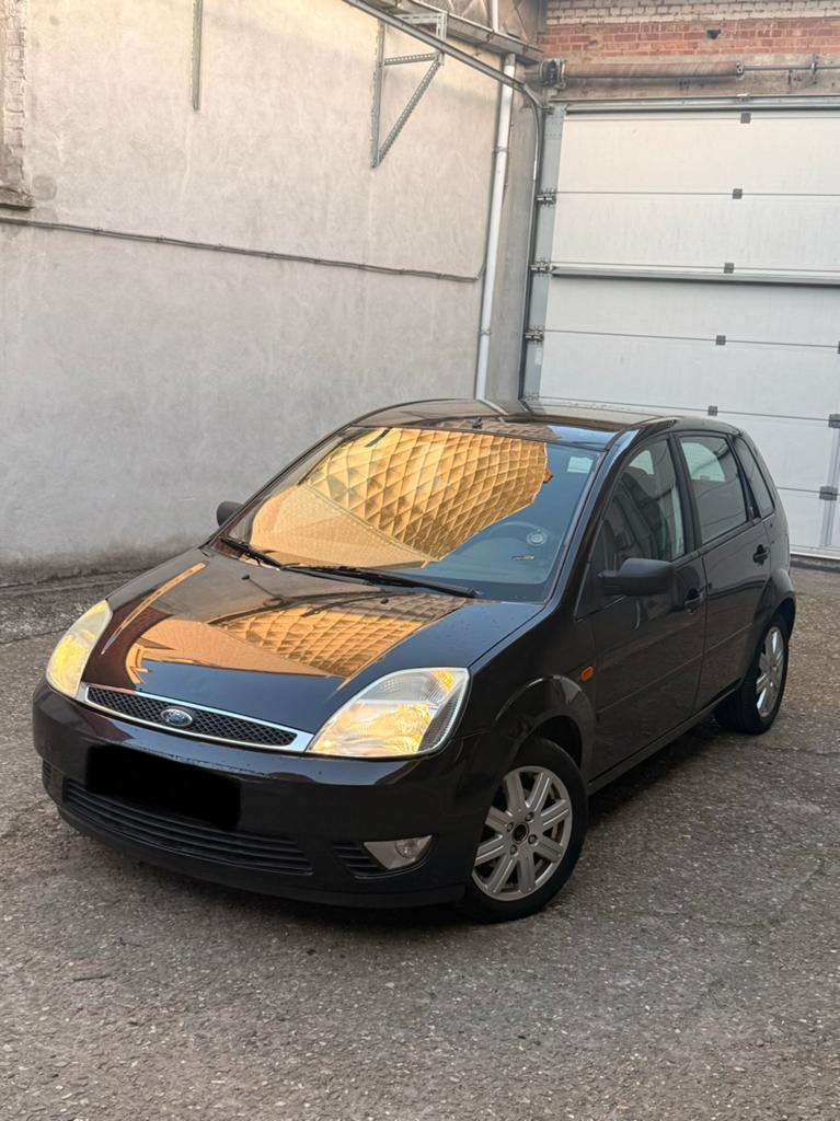Ford Fiesta 1.4 Essence Edition Ghia ! PRET A IMMATRICULÉ, Autos, Achat, Entreprise, Essence, Isofix