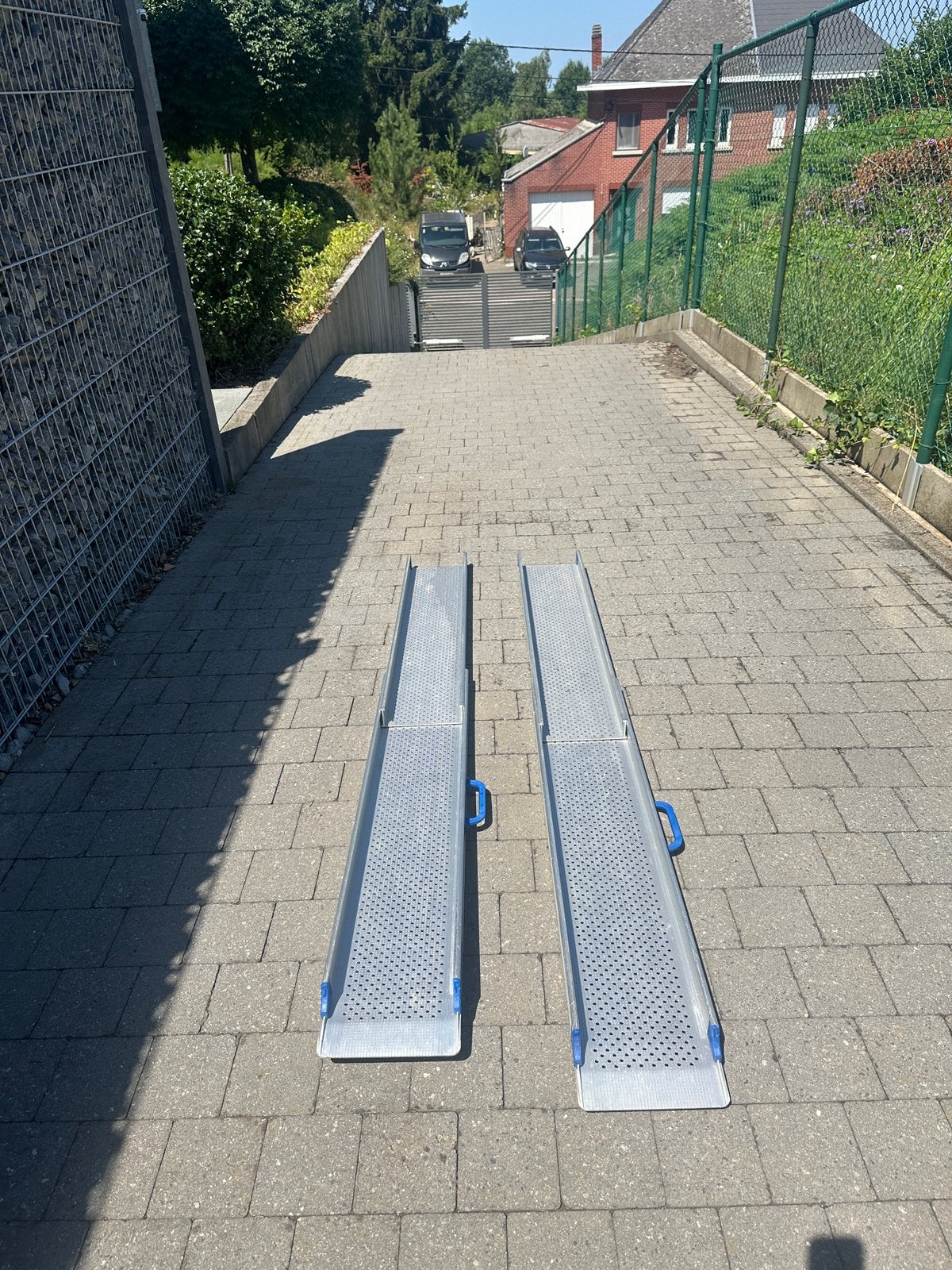 Telescopische aluminium oprijgoten Feal, Ophalen