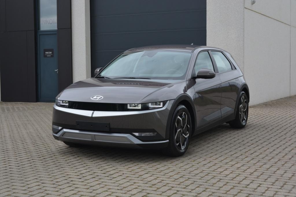 Hyundai IONIQ 5 Core Navigatie/Adaptive cruise/Apple Carplay, Stof, 5 deurs, Parkeersensor, SUV of Terreinwagen