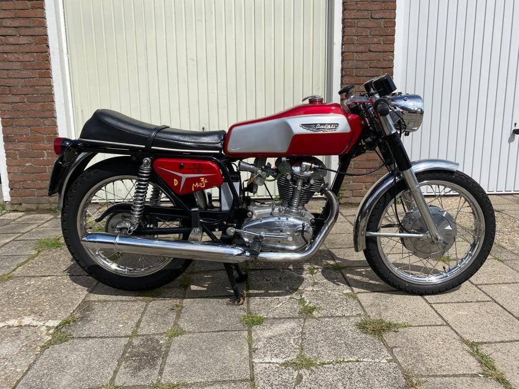 Ducati 250 Mark 3 DESMO, Motoren, Ophalen, Gebruikt