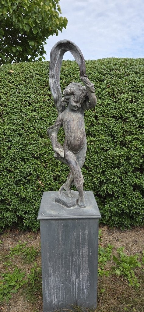 loden beeld Rita Jordens op loden zuil, Tuin en Terras, Ophalen