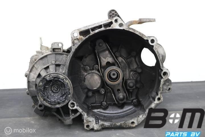 Versnellingsbak KJF VW Passat B6 0A4300045N, Utilisé