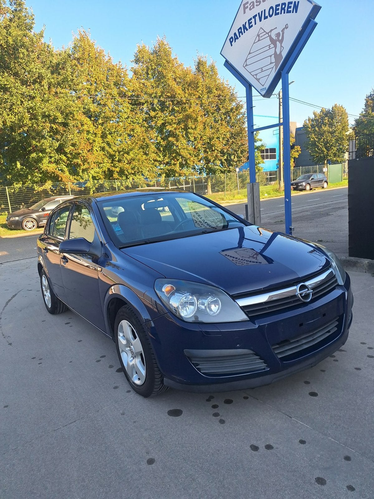 Ford fiesta 1,8 BENZINE AUTOMATIC, Autos, Achat, Noir, 5 portes, Automatique