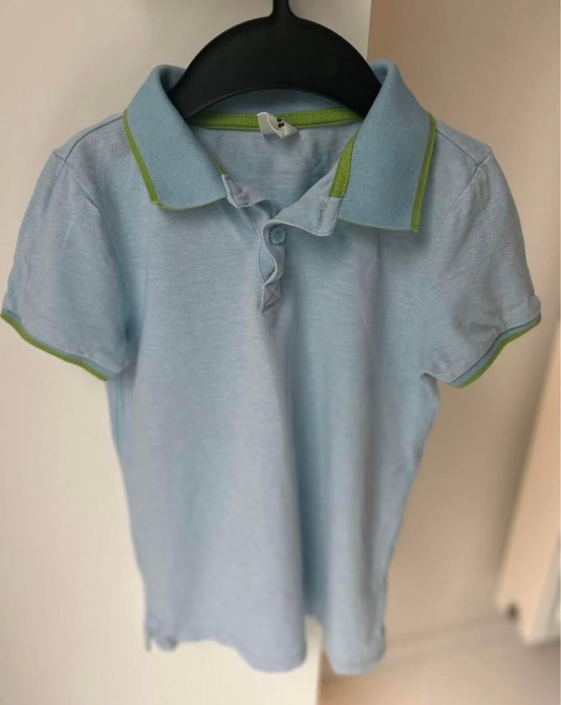 Lichtblauwe polo - Hema - mt 134/140, Enfants & Bébés, Vêtements enfant | Taille 134, Enlèvement ou Envoi, Comme neuf, Garçon