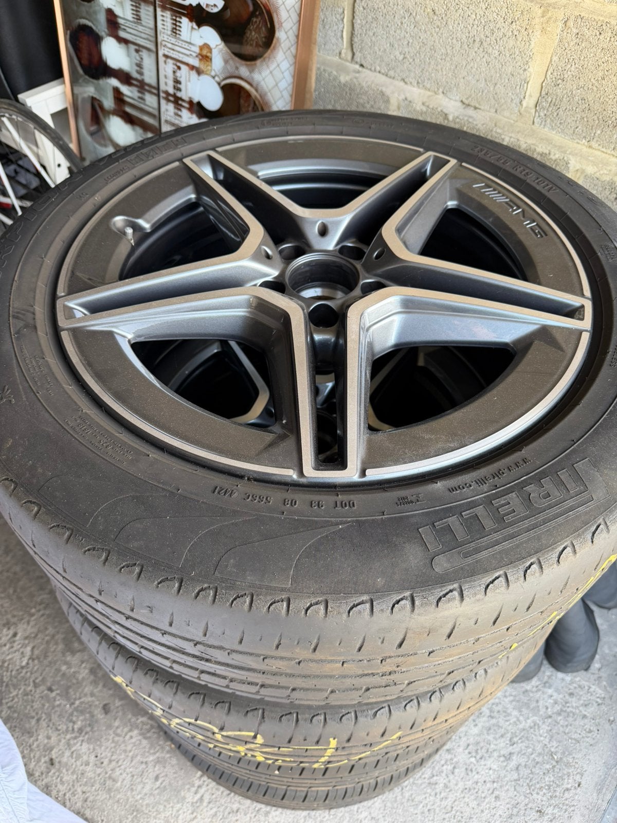 Mercedes AMG  velgen met winterbanden 235/55/R19, Ophalen, Winterbanden, Velg(en)