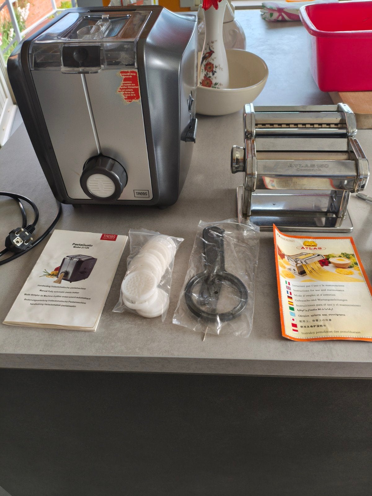 Volautomatische pastamaker, Ophalen, Zo goed als nieuw