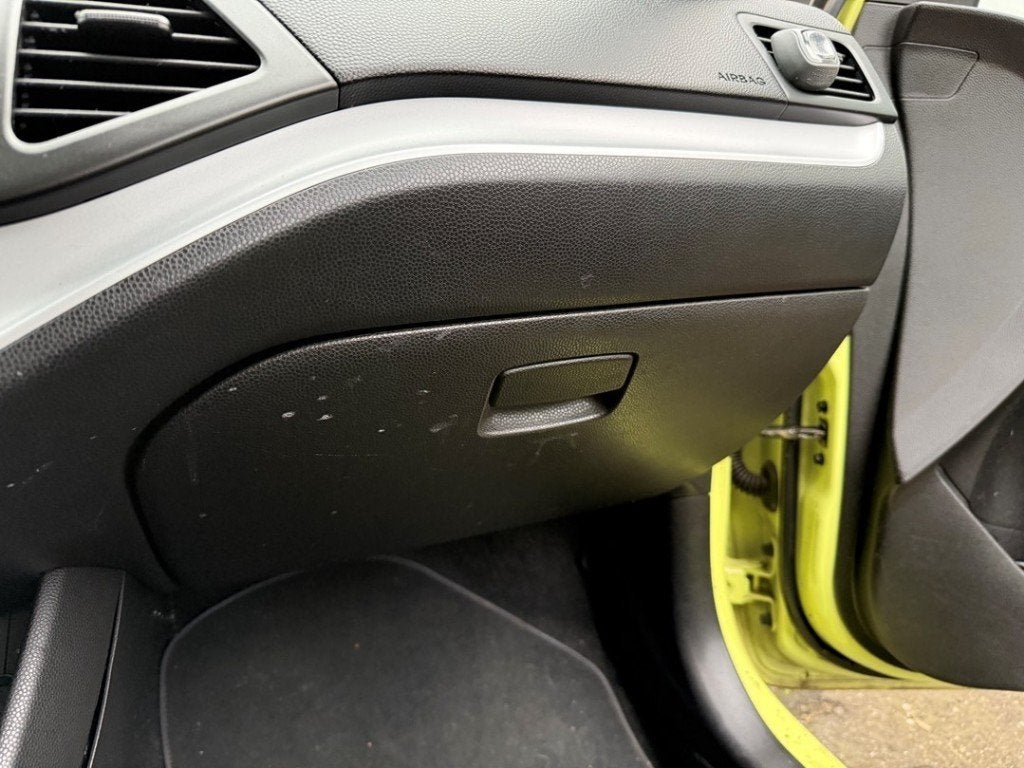 DASHBOARDKASTJE Kia Picanto (TA) (01-2011/06-2017), Info@kia.de, Theodor-Heuss-Allee 11
60486  Frankfurt am Main, DE, Kia Deutschland GmbH