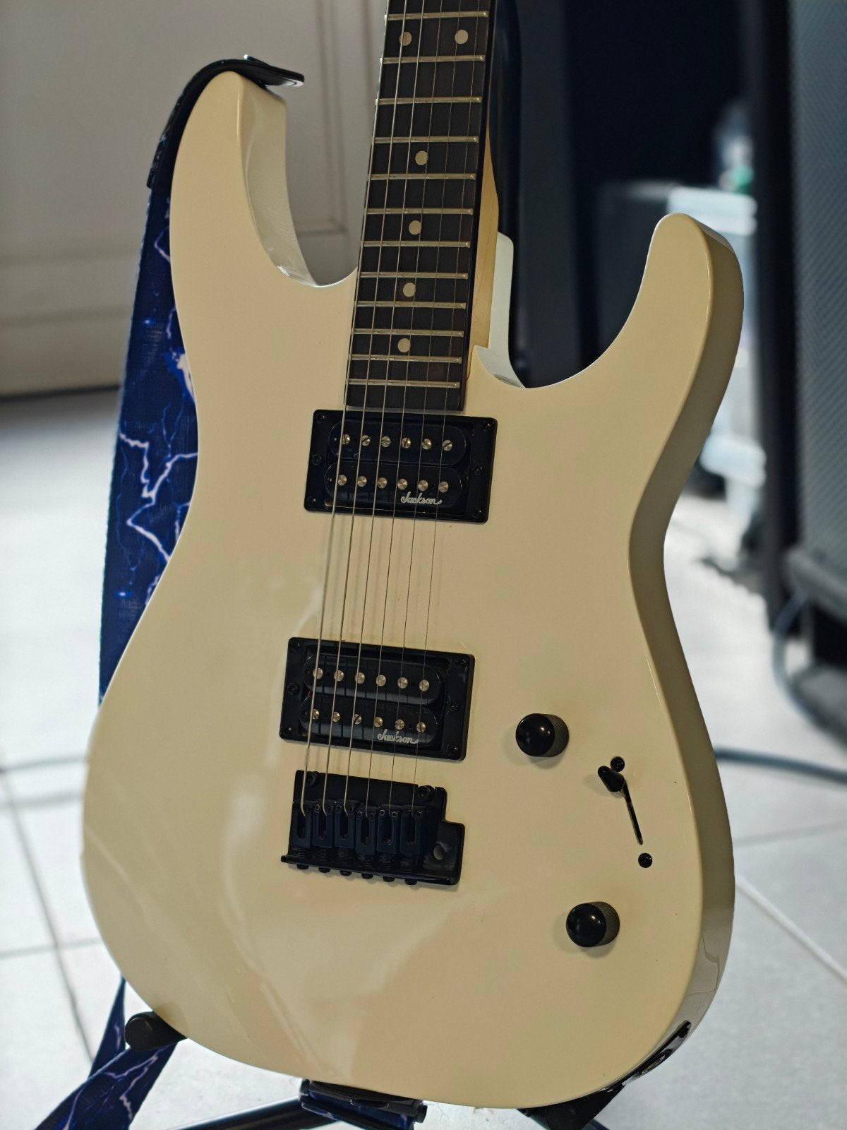JS Series Dinky JS11 Elektrische Gitaar (Snow White), Muziek en Instrumenten, Ophalen