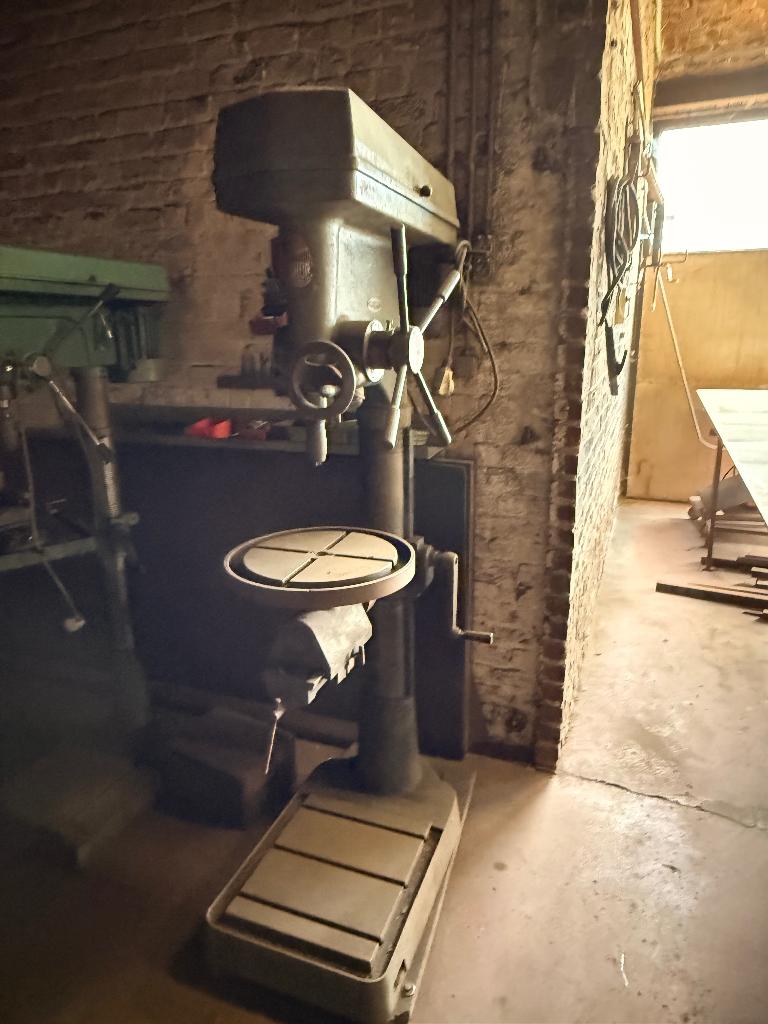 kolomboormachine, Enlèvement, Foreuse sur colonne