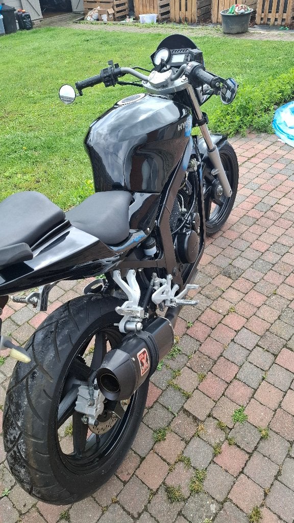 Hyosung gt 125cc, Motoren, 2 cilinders, Gebruikt, Particulier, 125 cc