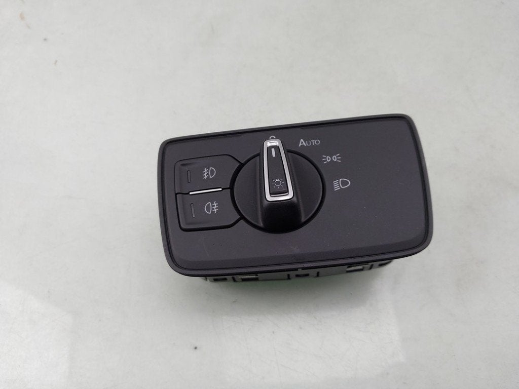 LICHTSCHAKELAAR Volkswagen Passat Variant (3G5), Gebruikt, Volkswagen