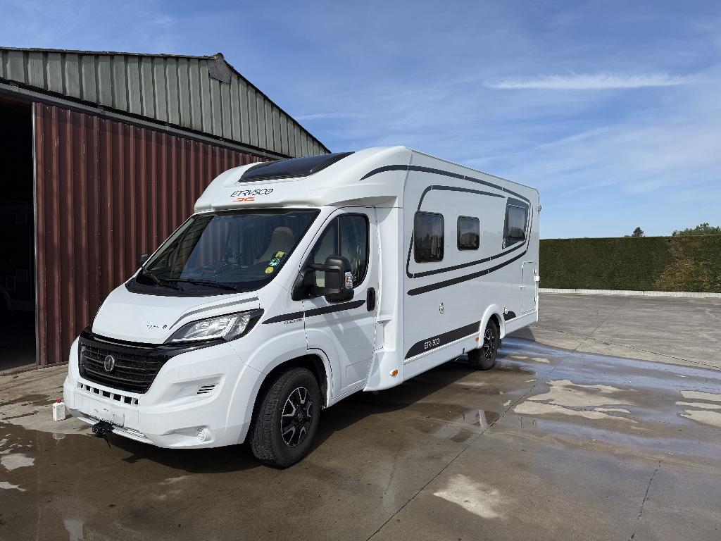 mobilhome Etrusco T 7400 SB LTD 140 pk automaat, Automaat, Chemisch toilet, Ringverwarming, Fiat