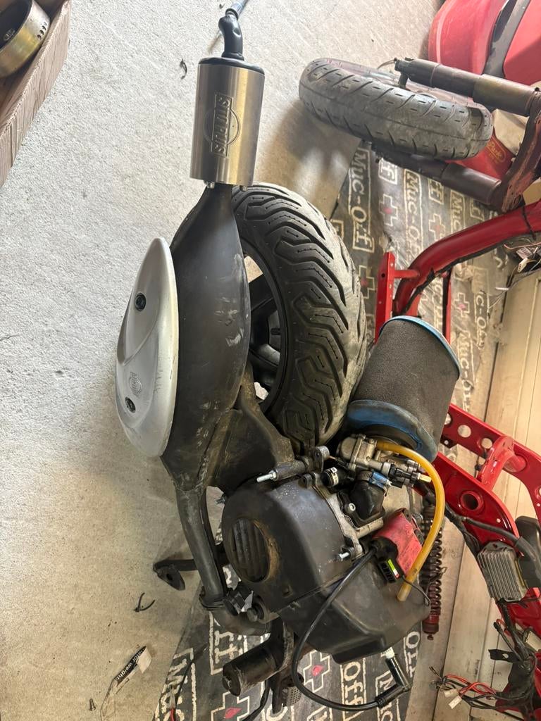 Piaggio 70cc blok plug en play vast prijs, Motoren, Ophalen