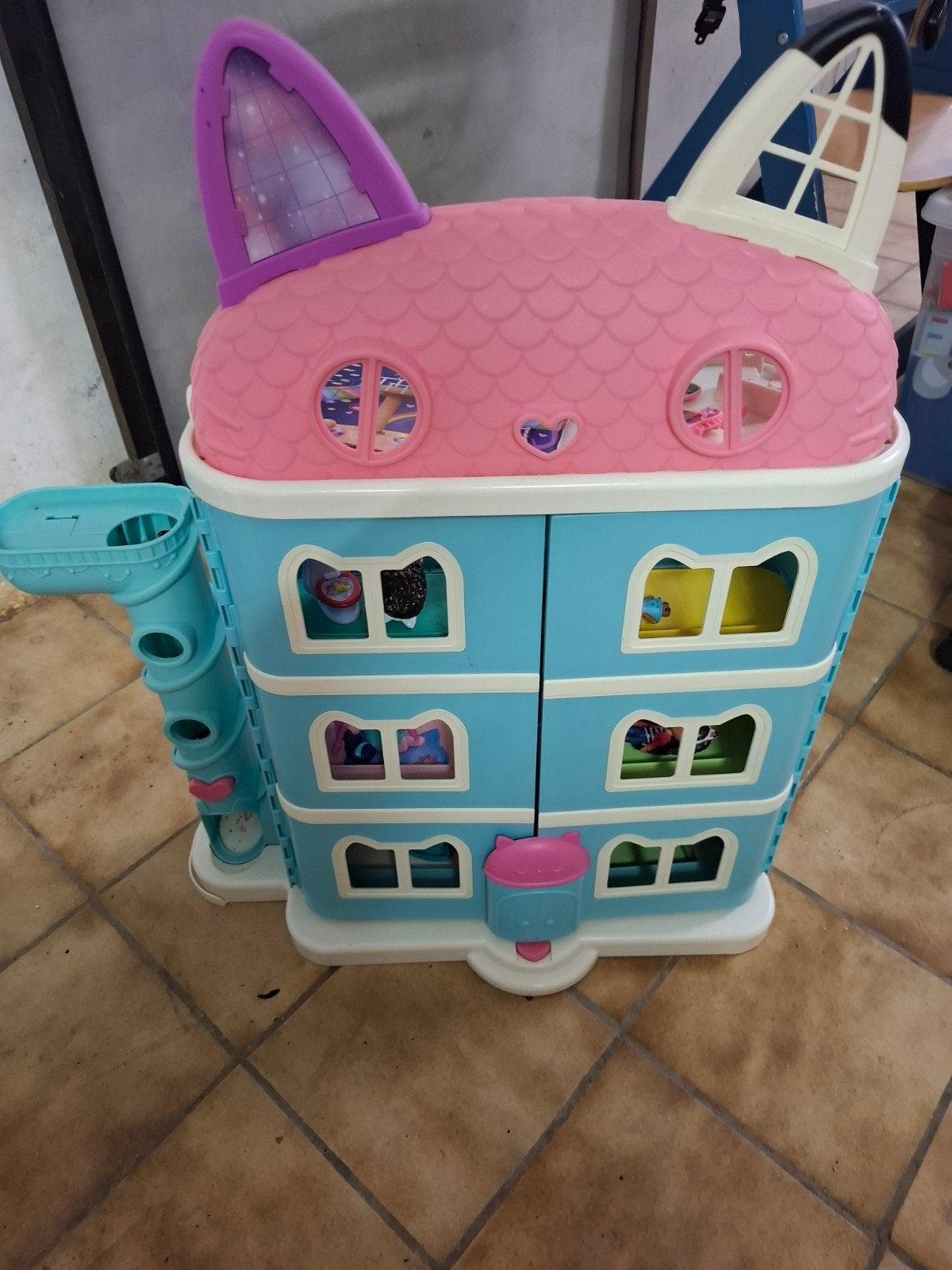 La maison de poupée de Gaby, Enfants & Bébés, Jouets | Extérieur | Cabanes d'enfant, Enlèvement, Utilisé, Plastique