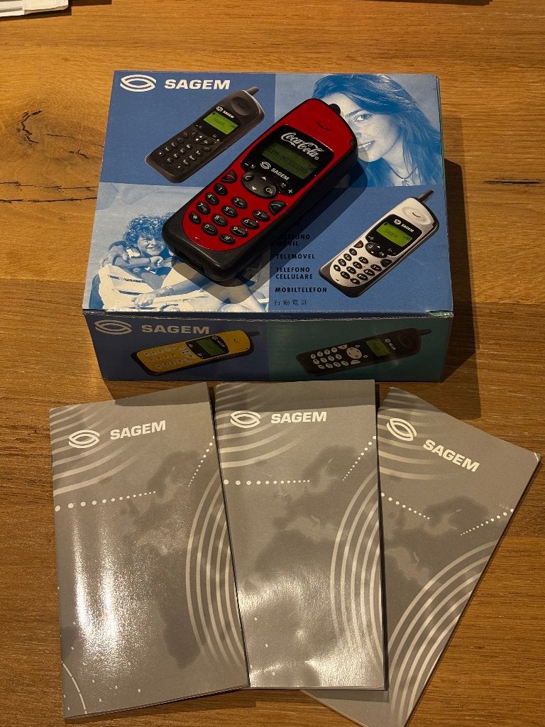 Vintage Sagem Coca‑Cola GSM, Telecommunicatie, Ophalen of Verzenden, Gebruikt, Klassiek of Candybar, Met simlock
