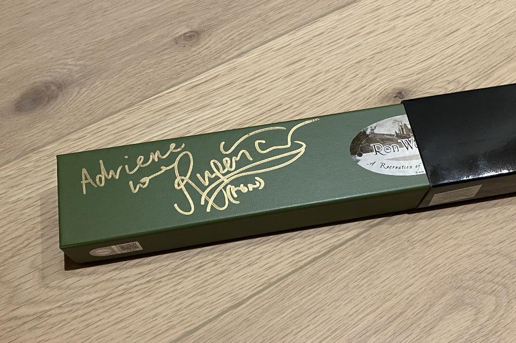 Harry Potter Baguette Magique Ron Weasey signé Rupert Grint, Enlèvement ou Envoi, Neuf