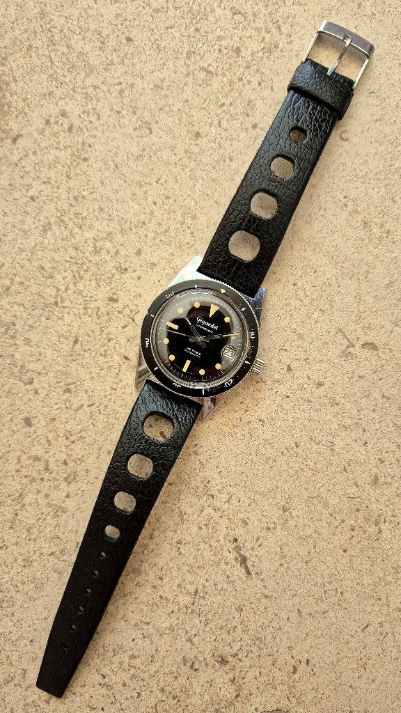 1960s Gigandet vintage divewatch, Bijoux, Sacs & Beauté, Montres | Hommes, Montre-bracelet, Autres marques, Enlèvement ou Envoi