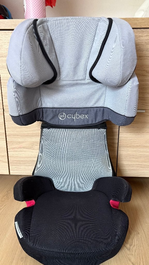 Cybex solution x-fit, 15 à 36 kg, Enlèvement, Utilisé, Dossier amovible