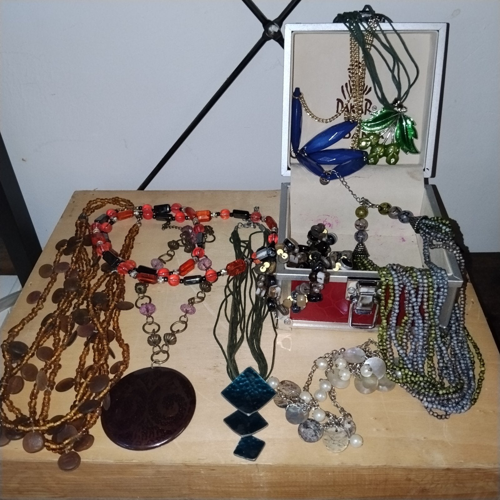 Lot vintage juwelen met kistje, Ophalen of Verzenden