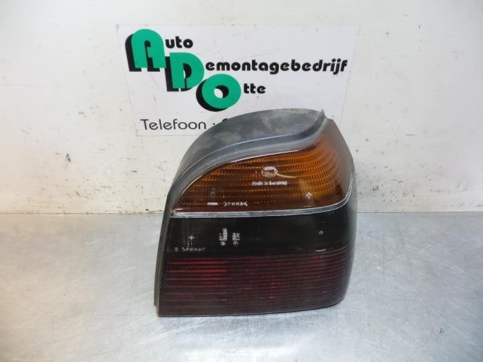 Achterlicht rechts van een Volkswagen Golf (Golf 91-), Gebruikt, -, Volkswagen, -