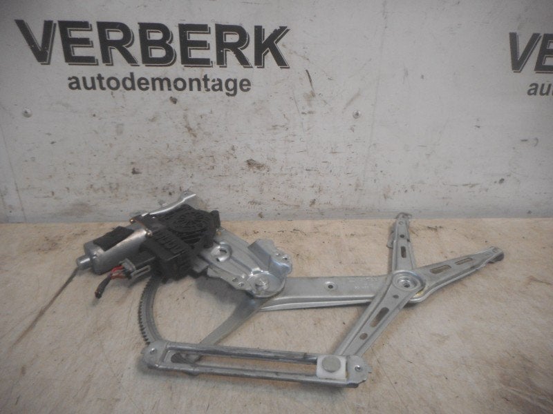 MECANISME DE VITRE ELECTRIQUE AVANT DROIT Opel Zafira (F75), Opel, Opel Automobile GmbH, Utilisé, Avant