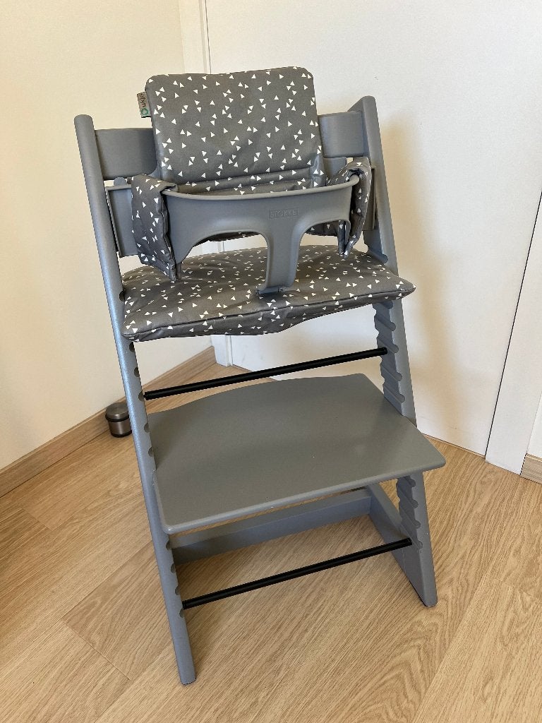 Stokke TrippTrapp grijs met babyset Trip Trap, Ophalen, Gebruikt, Meegroeistoel, Aanschuifbaar