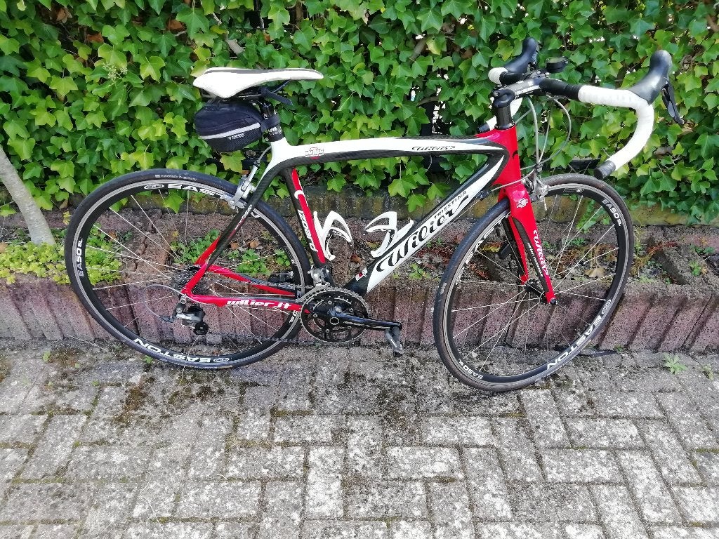 WILLIER Shimano Ultegra entièrement en carbone, parfait état, Autres marques, Frein sur jante, 49 à 53 cm, Comme neuf