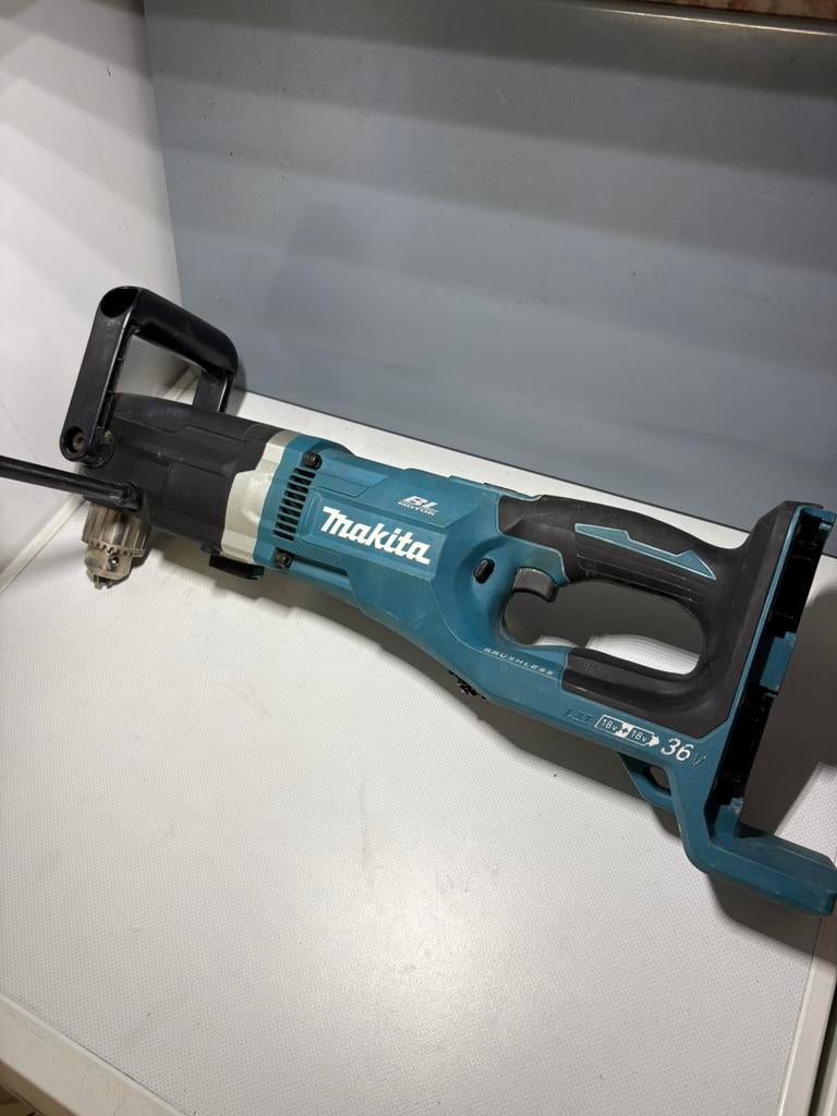 Makita DDA460Z accu 18V+18V haakse hoogkoppel boormachine, Ophalen of Verzenden, Zo goed als nieuw, Boormachine