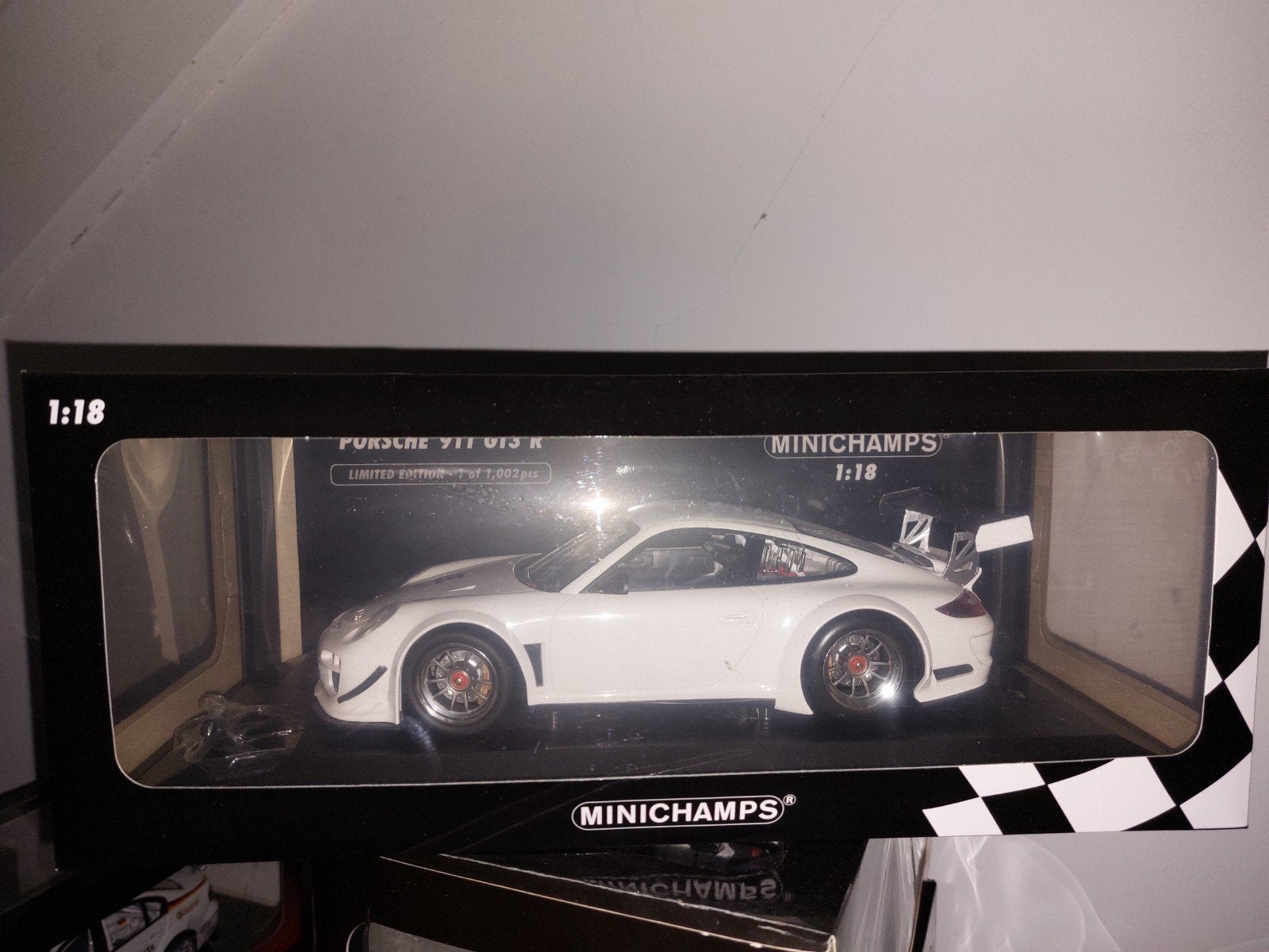 Minichamps 1/18 Porsche 911 997 GT3 R Wit, Ophalen of Verzenden, Zo goed als nieuw, Auto, MiniChamps