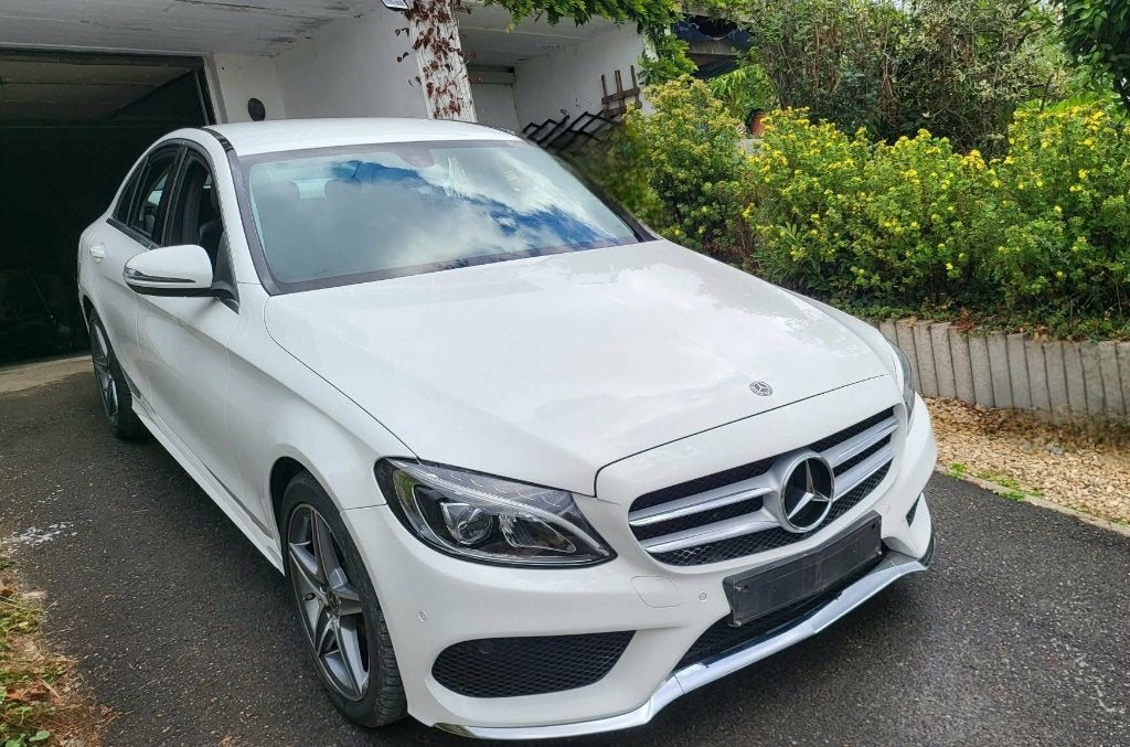 A VENDRE Mercedes-Benz C220d BlueTEC AMG Line-12/2017.1er pr, Autos, Achat, Noir, Automatique, Particulier