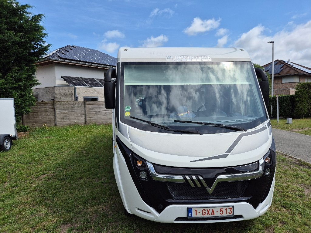 Mobilvetta kea i86, Jusqu'à 4, Antidémarrage, Siège standard, Toilette à cassette