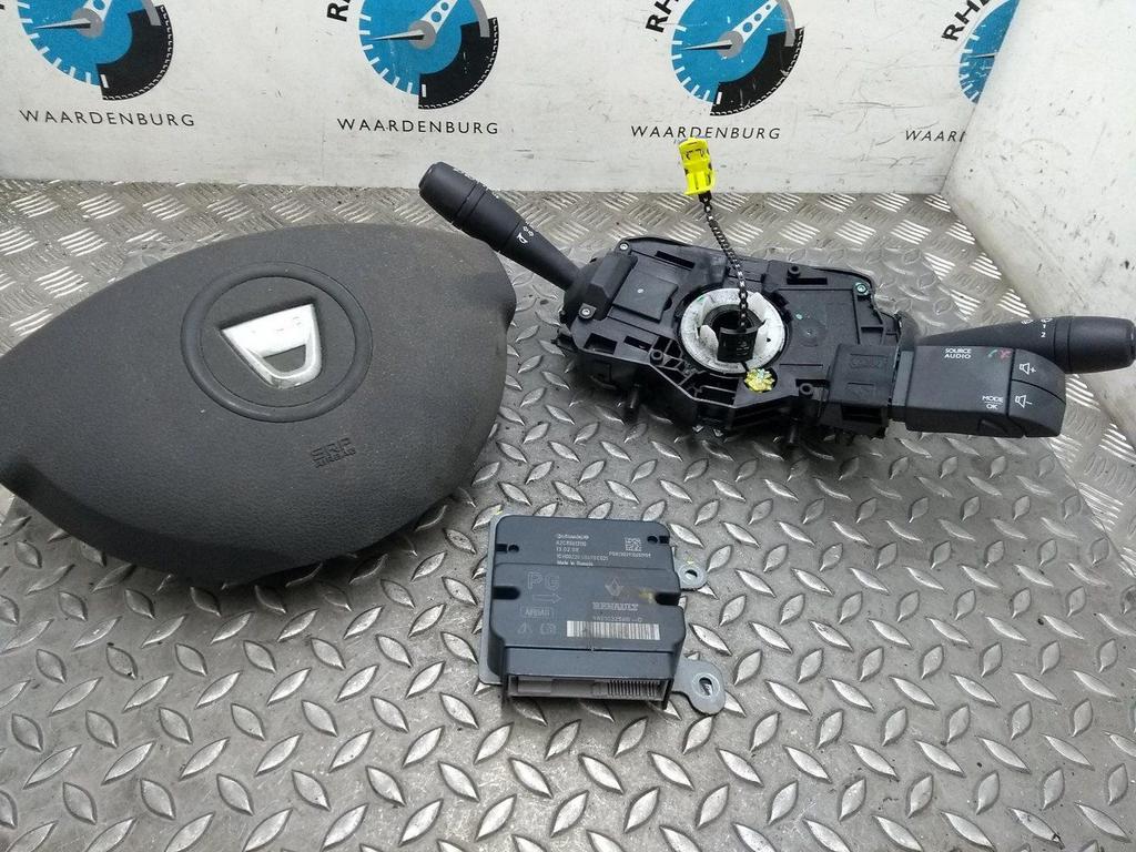 DACIA DOKKER AIRBAG SET 2013, Auto-onderdelen, Overige Auto-onderdelen, Gebruikt, ARN erkend, Stiba lid, Erkend duurzaam, Ophalen of Verzenden