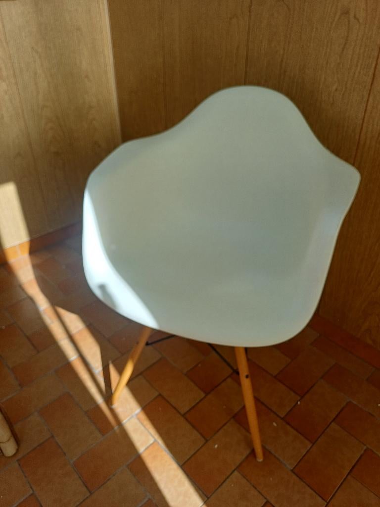 Eames vitra DAW stoel // wit // essen onderstel, Ophalen, Wit